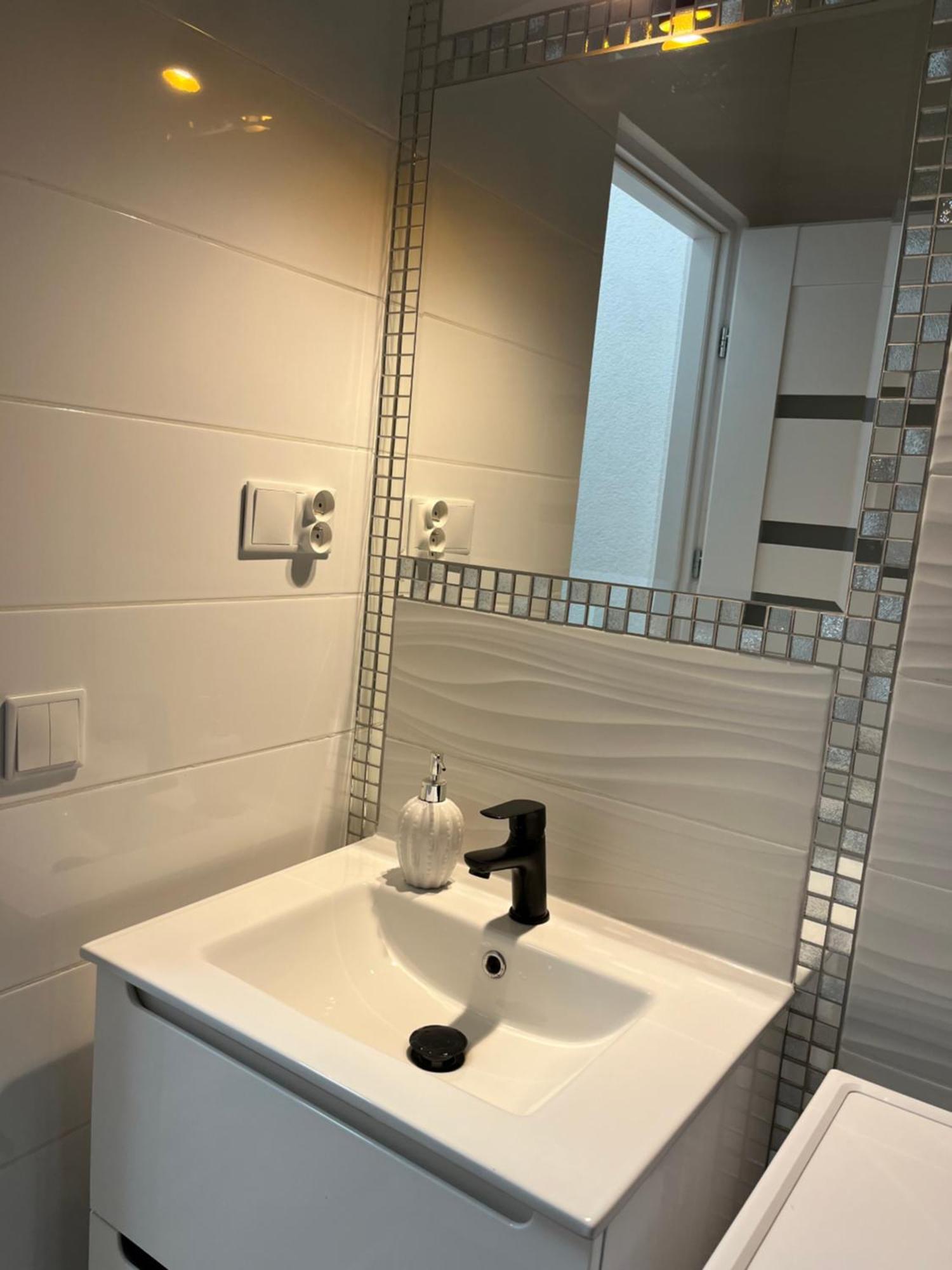 Grunwaldzki24 Apartments - Free Parking - Old Town, Centrum فروتسواف المظهر الخارجي الصورة